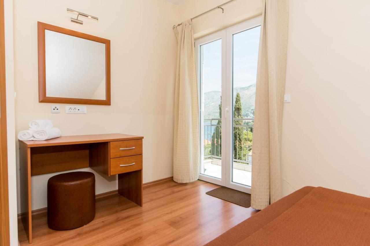 Apartments Dadic ツァヴタット エクステリア 写真